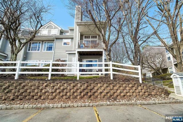 1317 Paddington Road, Mahwah, NJ 07430