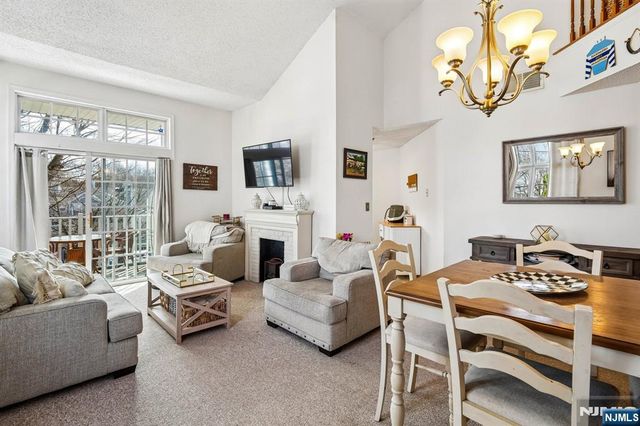 1317 Paddington Road, Mahwah, NJ 07430