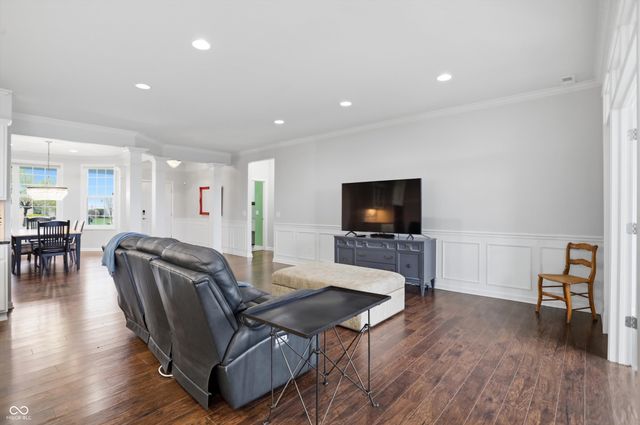 13283 Moscato Street, Fishers, IN 46037