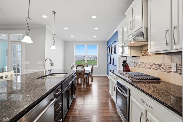 13283 Moscato Street, Fishers, IN 46037