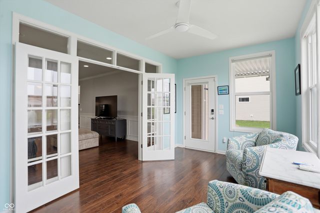 13283 Moscato Street, Fishers, IN 46037