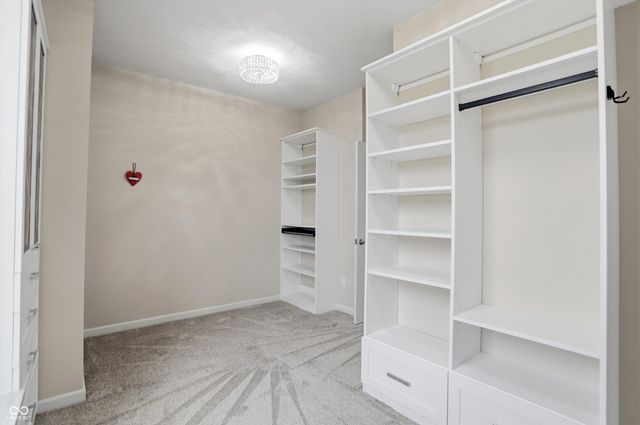 13283 Moscato Street, Fishers, IN 46037