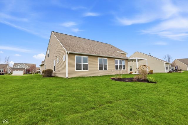 13283 Moscato Street, Fishers, IN 46037