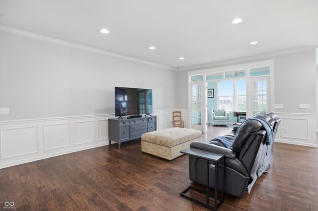 13283 Moscato Street, Fishers, IN 46037