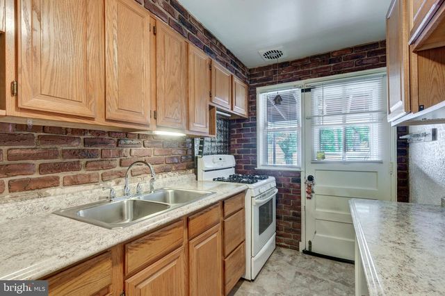 729 ALDWORTH RD, Dundalk, MD 21222