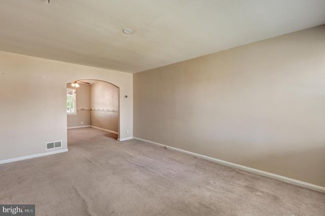 729 ALDWORTH RD, Dundalk, MD 21222