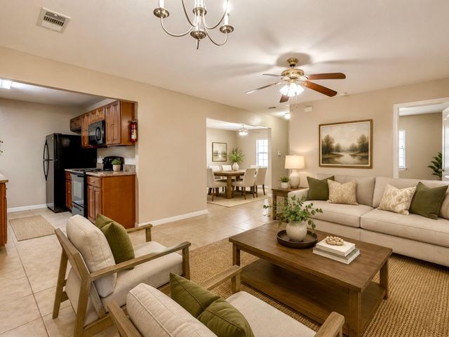 4406 Dacca Drive, Houston, TX 77047