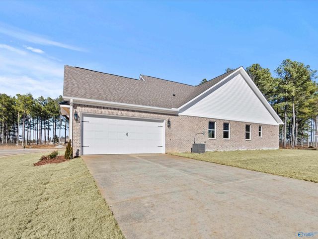 22040 Mulligan Parkway, Athens, AL 35613