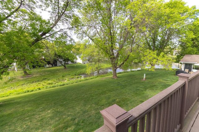 1420 Hilo Avenue N, Oakdale, MN 55128