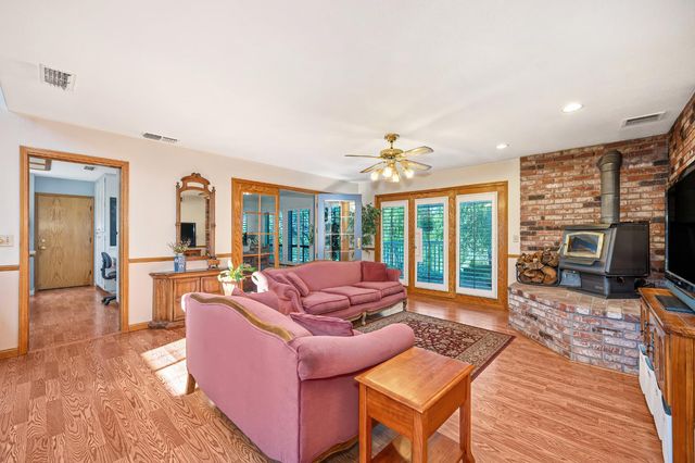 14470 Riva Ridge Cir, Auburn, CA 95602