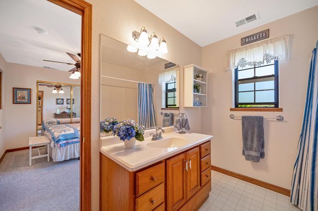 14470 Riva Ridge Cir, Auburn, CA 95602