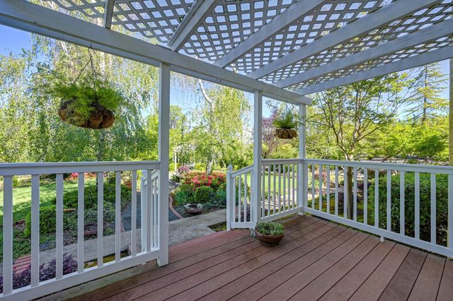 14470 Riva Ridge Cir, Auburn, CA 95602