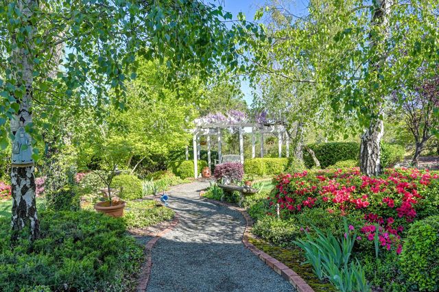 14470 Riva Ridge Cir, Auburn, CA 95602