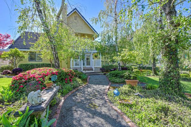 14470 Riva Ridge Cir, Auburn, CA 95602