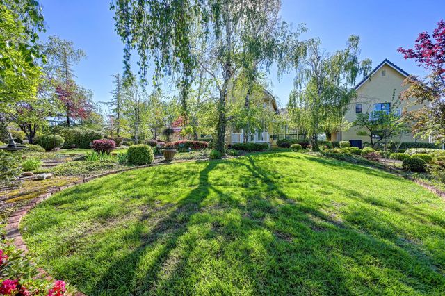 14470 Riva Ridge Cir, Auburn, CA 95602