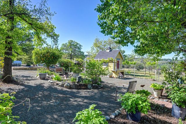 14470 Riva Ridge Cir, Auburn, CA 95602