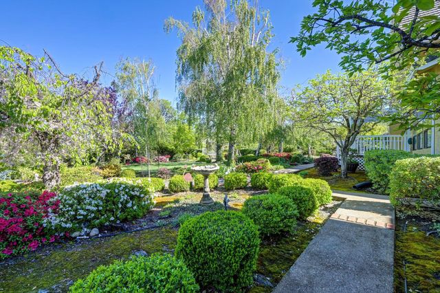 14470 Riva Ridge Cir, Auburn, CA 95602