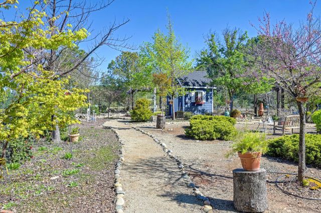 14470 Riva Ridge Cir, Auburn, CA 95602