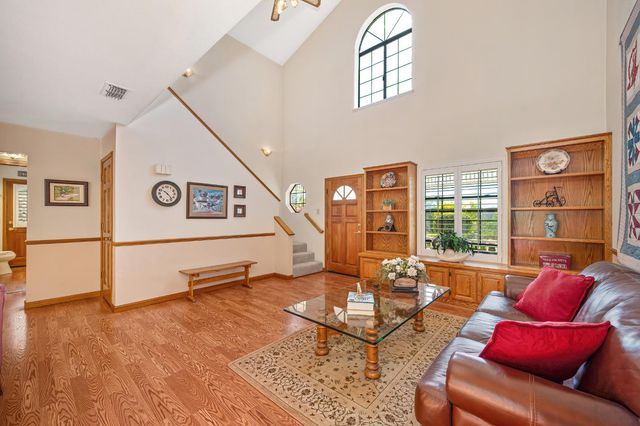 14470 Riva Ridge Cir, Auburn, CA 95602