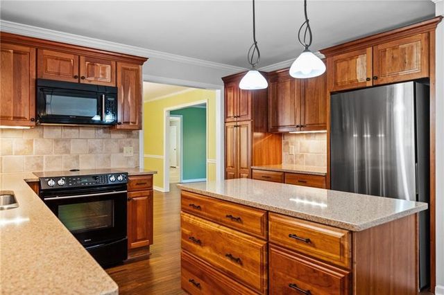 240 Deerfield Road, Bogart, GA 30622