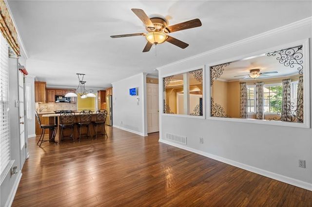 240 Deerfield Road, Bogart, GA 30622