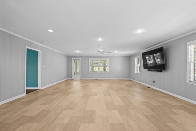 240 Deerfield Road, Bogart, GA 30622