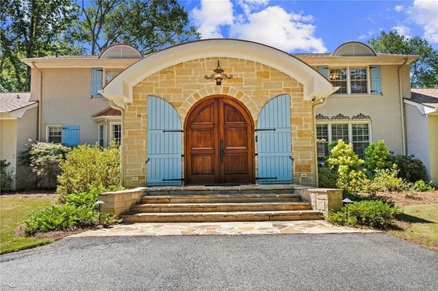 240 Deerfield Road, Bogart, GA 30622