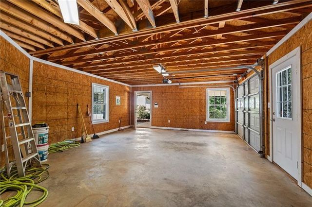 240 Deerfield Road, Bogart, GA 30622