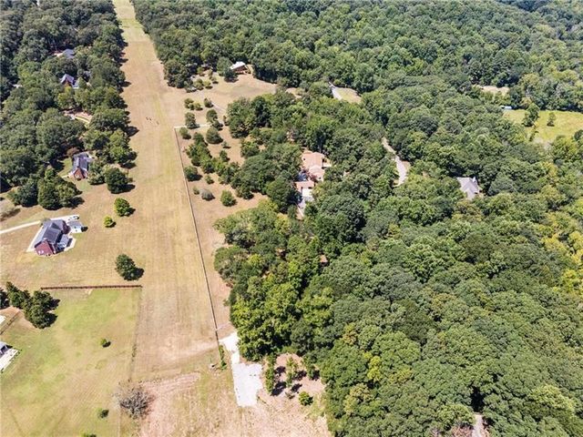 240 Deerfield Road, Bogart, GA 30622