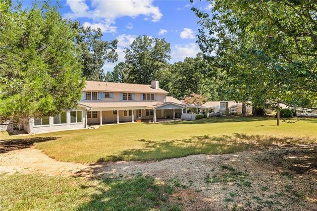 240 Deerfield Road, Bogart, GA 30622
