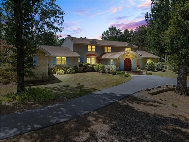 240 Deerfield Road, Bogart, GA 30622