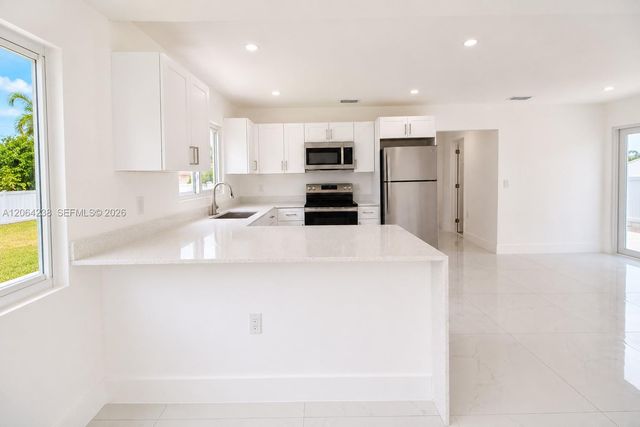 2870 NW 169th Terrace, Miami Gardens, FL 33056