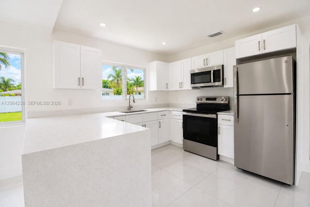 2870 NW 169th Terrace, Miami Gardens, FL 33056