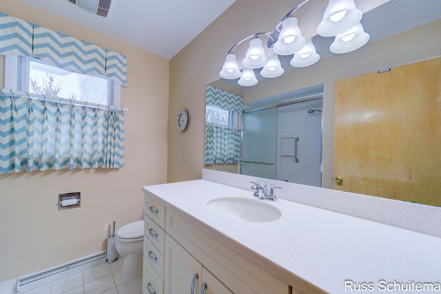 5080 Mcdowell Street, Norton Shores City, MI 49441