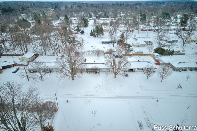 5080 Mcdowell Street, Norton Shores City, MI 49441