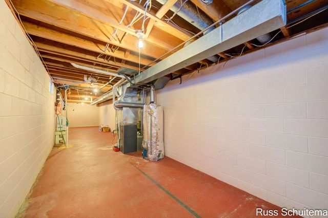 5080 Mcdowell Street, Norton Shores City, MI 49441