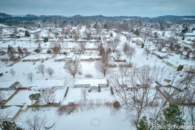 5080 Mcdowell Street, Norton Shores City, MI 49441