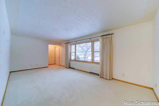 5080 Mcdowell Street, Norton Shores City, MI 49441