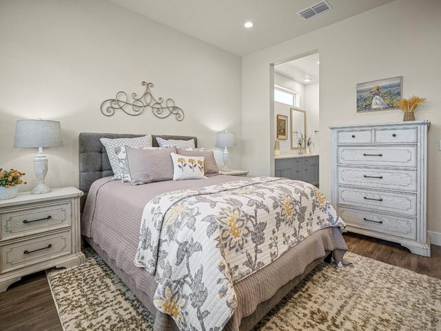 4226 Fox Hollow St, Folsom, CA 95630