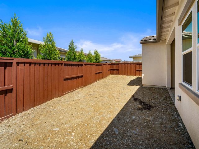4226 Fox Hollow St, Folsom, CA 95630
