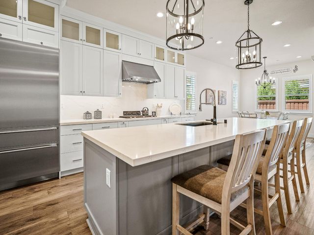 4226 Fox Hollow St, Folsom, CA 95630