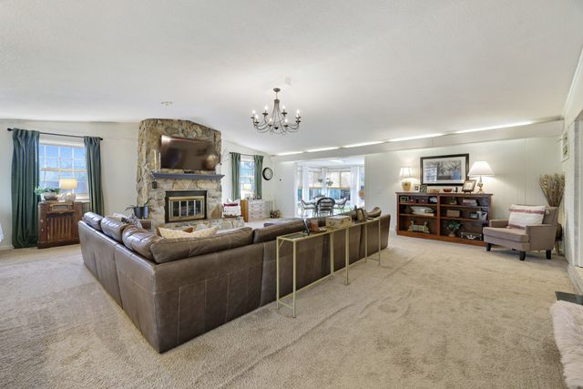 1119 Walton Dr, Murfreesboro, TN 37130