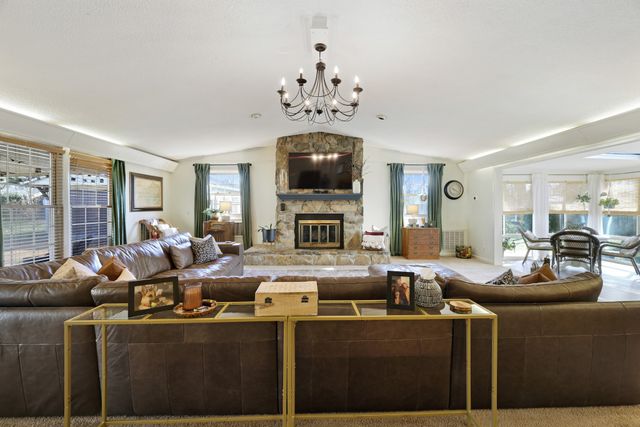 1119 Walton Dr, Murfreesboro, TN 37130