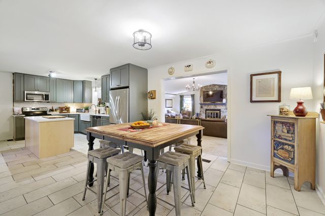 1119 Walton Dr, Murfreesboro, TN 37130