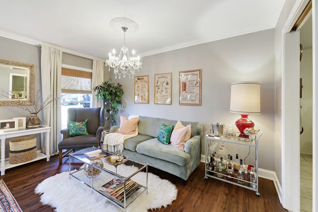 1119 Walton Dr, Murfreesboro, TN 37130