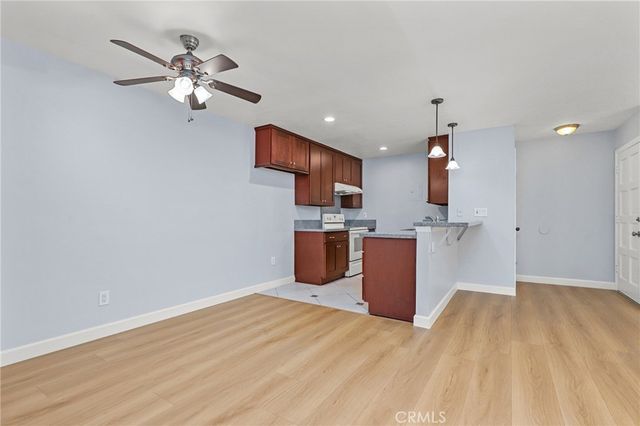 2501 W Sunflower Avenue E16, Santa Ana, CA 92704