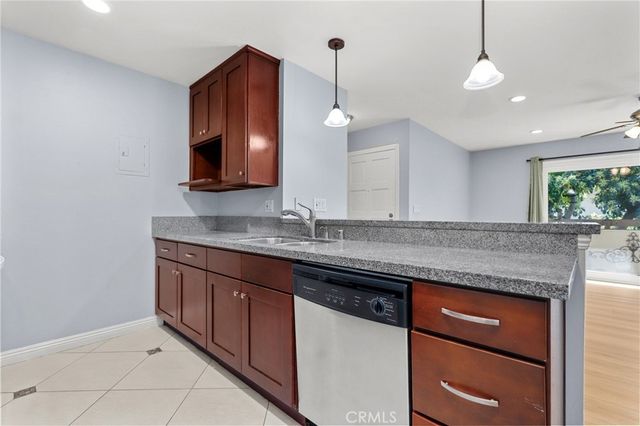 2501 W Sunflower Avenue E16, Santa Ana, CA 92704