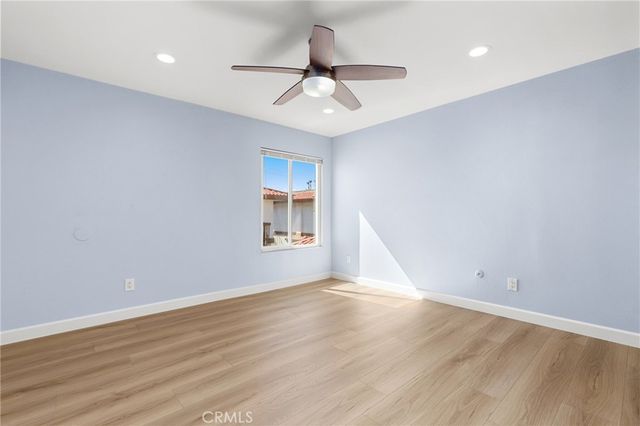 2501 W Sunflower Avenue E16, Santa Ana, CA 92704