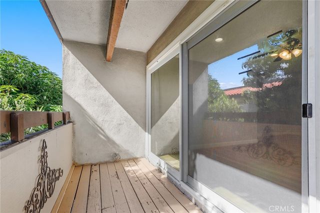 2501 W Sunflower Avenue E16, Santa Ana, CA 92704