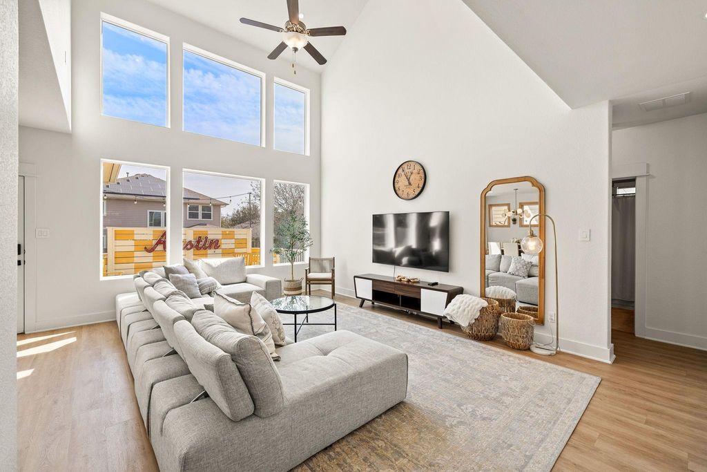 12009 Natures BND, Austin, TX 78753